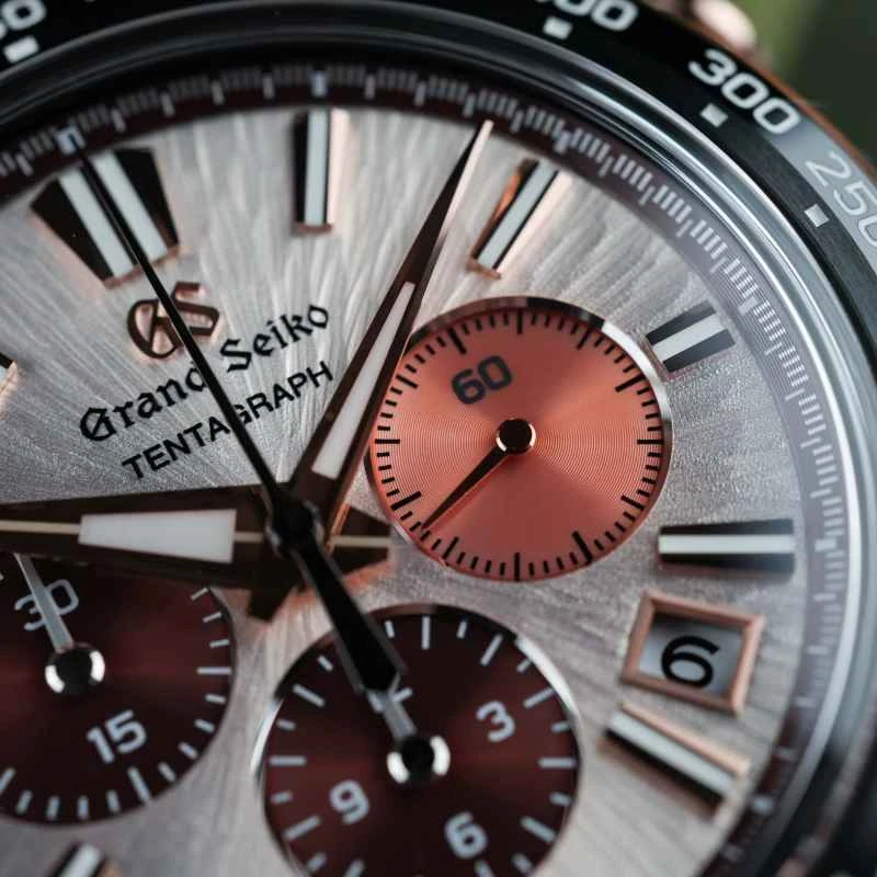 Grand-Seiko-Evolution-9-Sunrise-Tentagraph-SLGC006-Titanium-and-Rose-Gold-review-7.jpg