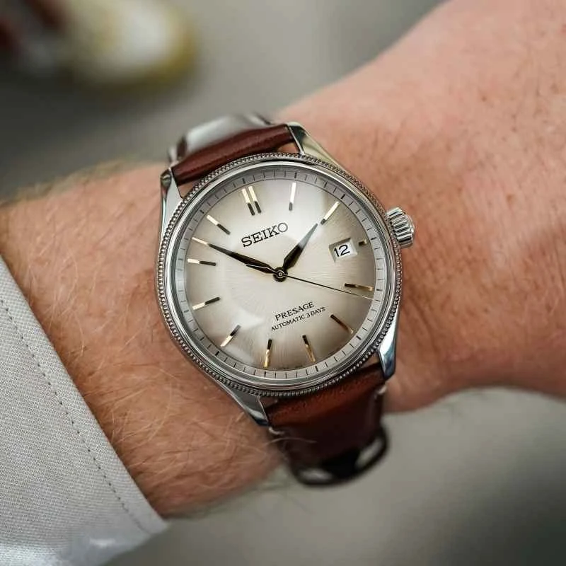 Seiko-Presage-Classic-Series-SPB529-Shiracha-leather-review-10.jpg