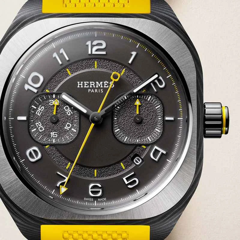 Hermes-H08-Chronograph-Naples-Yellow-Monopusher-W403131WW00-3.jpg