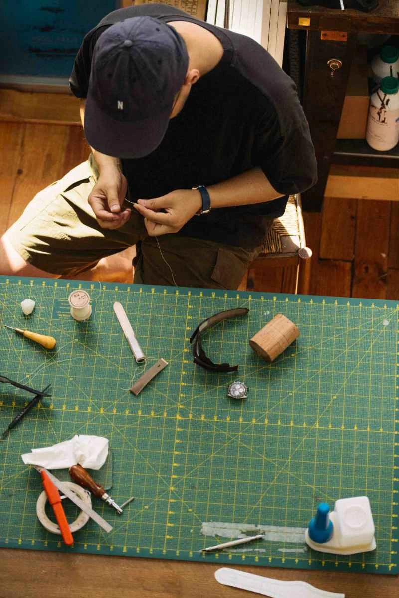 34_细井聪手工制作宇宙表 (Universal Genève) Tribute to Compax腕表的Bund表带.jpg