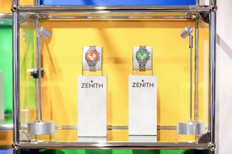 ZENITH真力时与USM联袂呈献的DEFY巅峰系列计时码表USM限量版陈列于USM Design Capsule上海展厅内_2.jpg