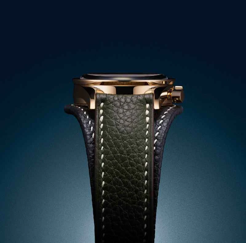 09_宇宙表 (Universal Genève) Tribute to Compax腕表_第一套棕色珐琅表盘款情境图(1).jpg