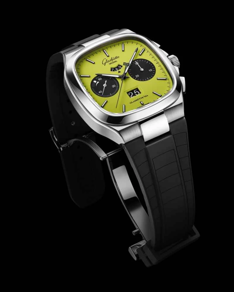GO_Seventies_Chronograph_Panorama_Date_6.jpg