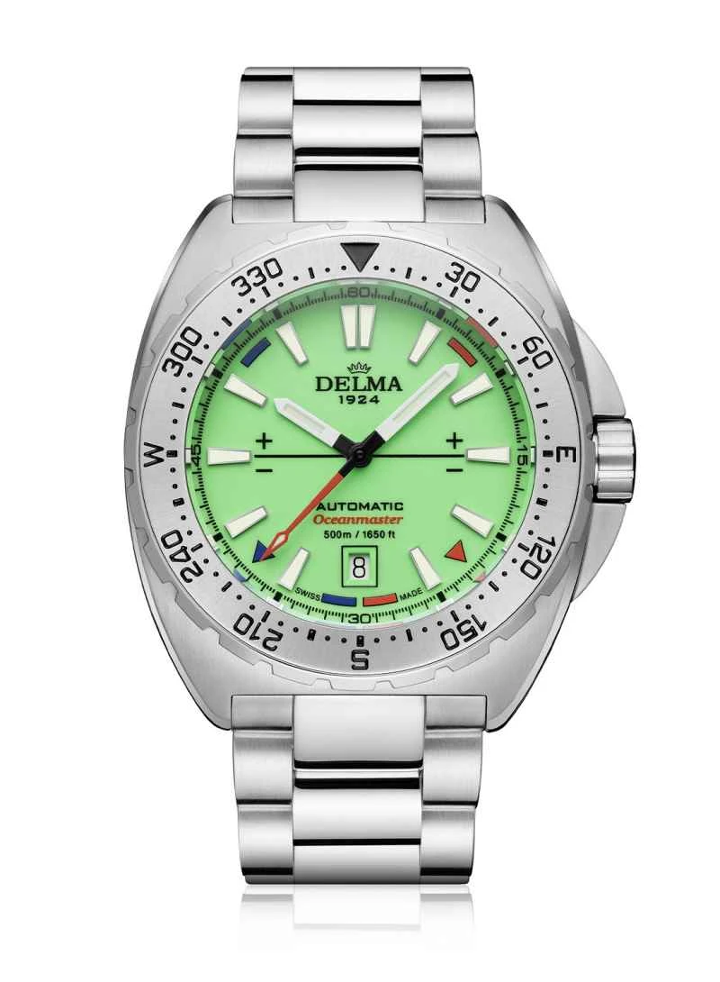 Delma-Oceanmaster-Lume-Fully-Luminescent-Dial-Dive-Watch-4.jpg