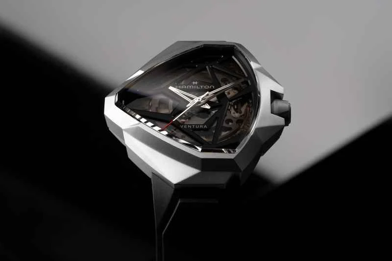 未来から来た時計？ハミルトン ベンチュラ エッジ スケルトン ウォッチ。