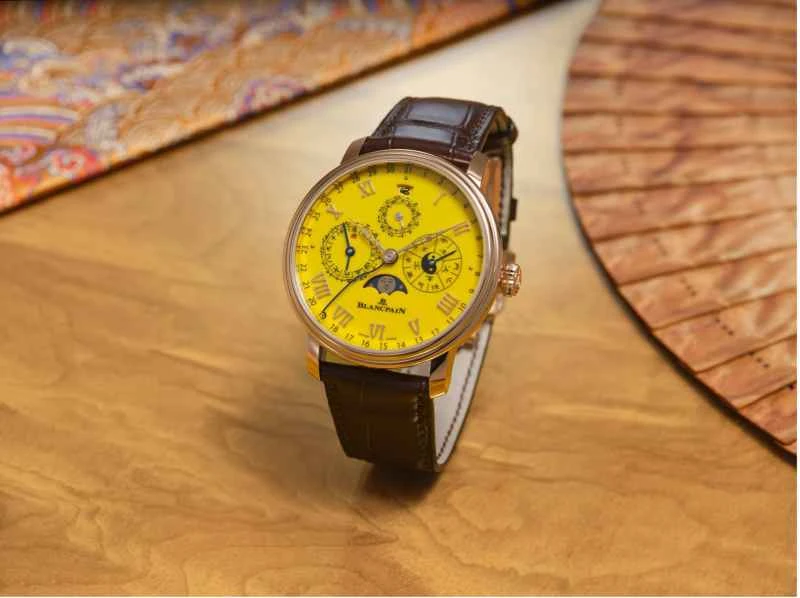 2. 宝珀经典V系列中华年历腕表帝王黄珐琅款0888.jpg