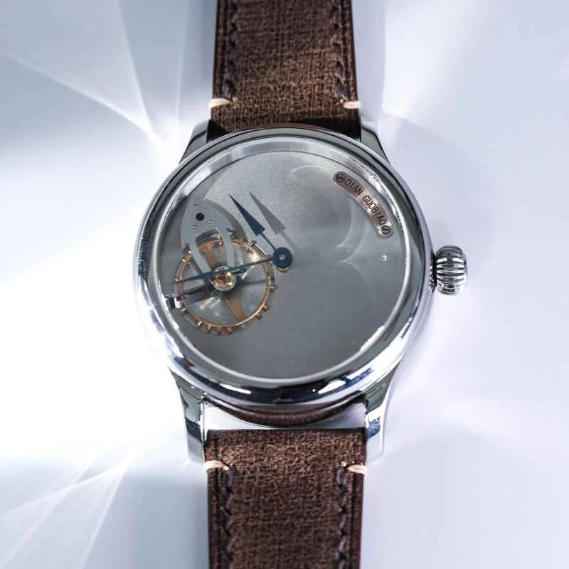 Chinese-Independent-Watchmaker-Qian-GuoBiao-Double-Balance-Wheel-2.jpg