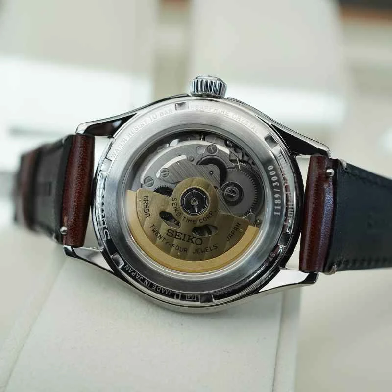 Seiko-Presage-Classic-Series-SPB529-Shiracha-leather-review-6.jpg