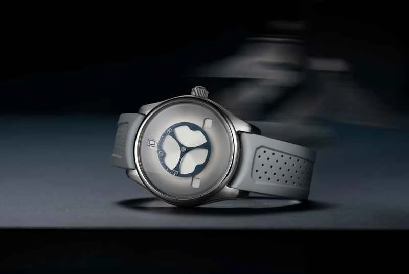 开拓者系列FLYING HOURS腕表钛金属款_2.jpg