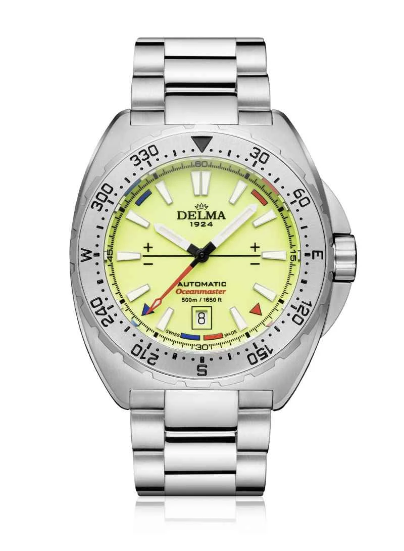 Delma-Oceanmaster-Lume-Fully-Luminescent-Dial-Dive-Watch-2.jpg