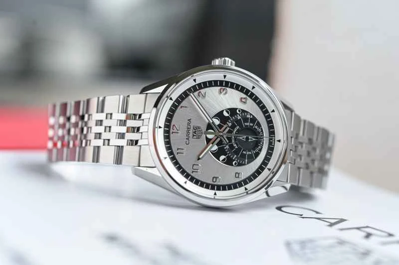 2025-TAG-Heuer-Carrera-Astronomer-review-3 (1).jpg