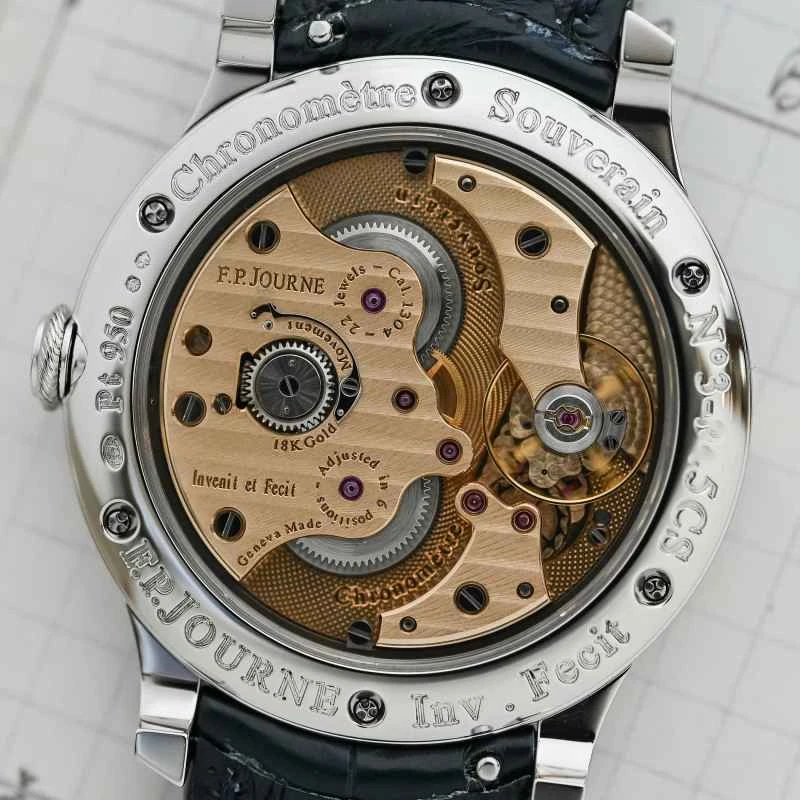 FP-Journe-Chronomtre-Souverain-20th-Anniversary-video-review-6.jpg
