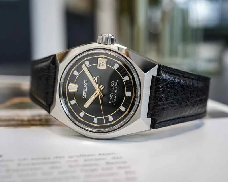 King-Seiko-Vanac-leather-straps-SLA093-SLA095-brown-green-dial-review-7.jpg