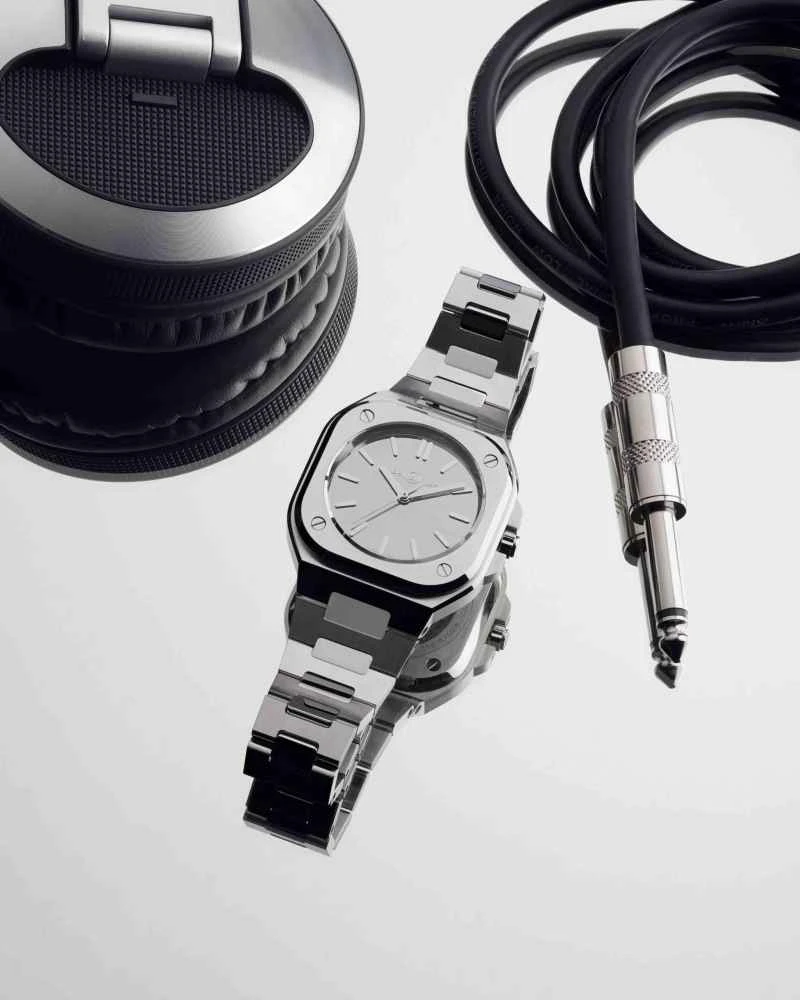 銀鏡の輝き - ベル＆ロスの新作BR-05 グレーミラースティール