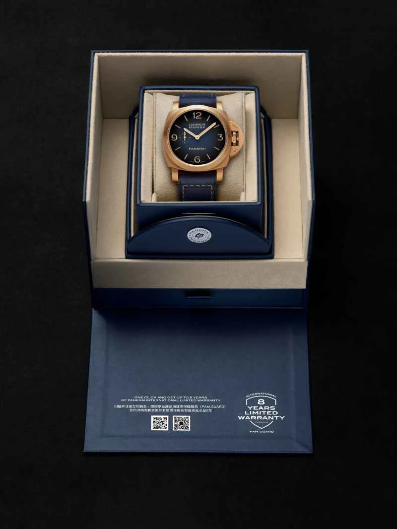 5.沛纳海Luminor Marina庐米诺系列44毫米自动上链青铜腕表(PAM01678)_表盒.jpg
