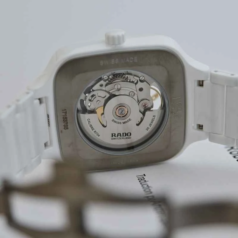 2025-Rado-True-Square-Automatic-Open-Heart-Sparkling-review-2.jpg