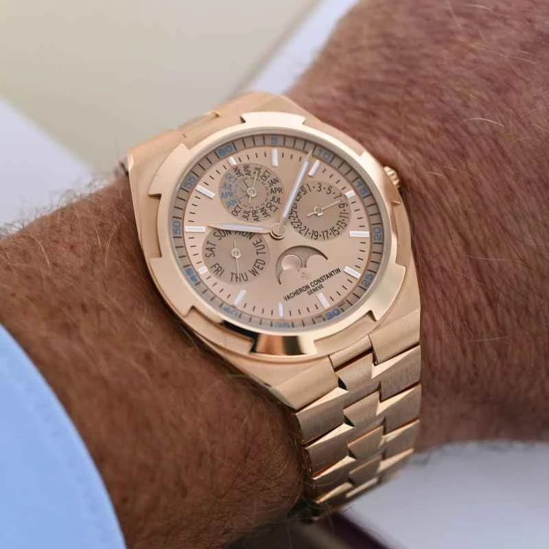 2025-Vacheron-Constantin-Overseas-Perpetual-Calendar-Ultra-Thin-review-3.jpg