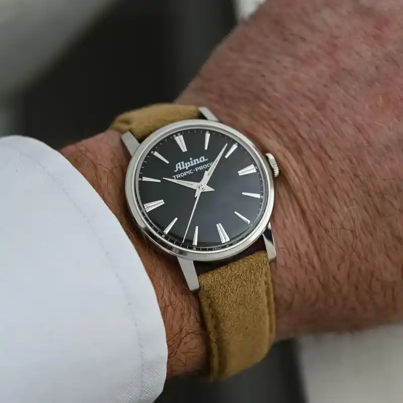Alpina-Heritage-Tropic-Proof-Handwinding-review-5.jpg