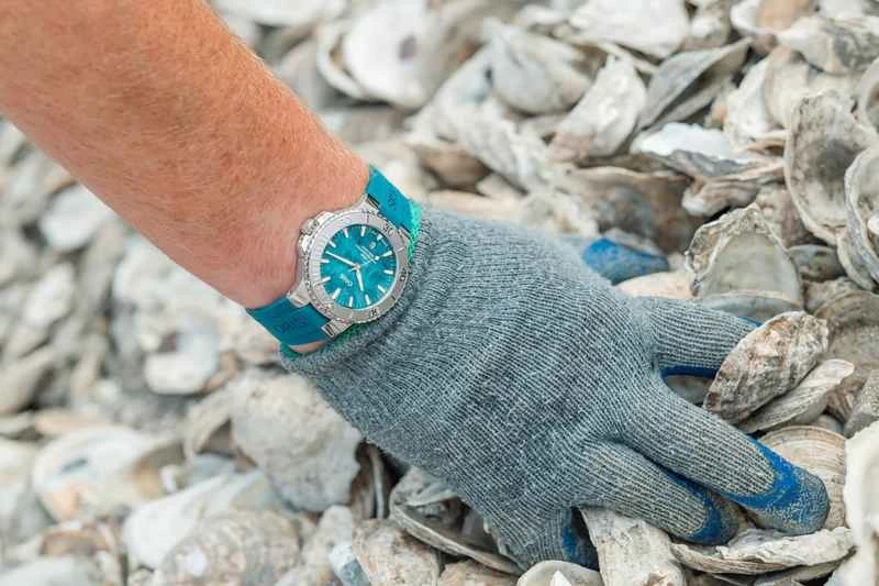 環境に優しく魅力的なカラー：ORIS Aquis「New York Harbor」第2世代が登場。