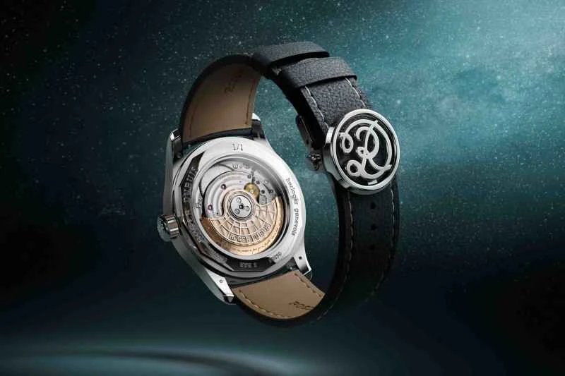 6.全新Hommage致敬系列双逆跳万年历腕表Sukoon Al-Layl（沙丘静夜）.jpg